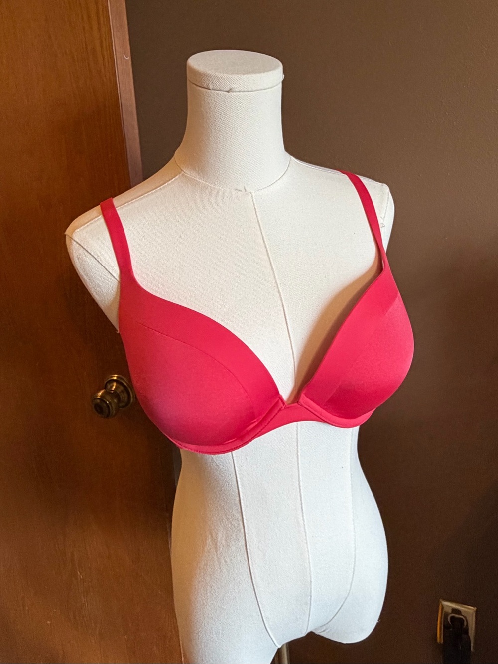 Victoria's Secret Bright Pink T-Shirt Push-Up Bra